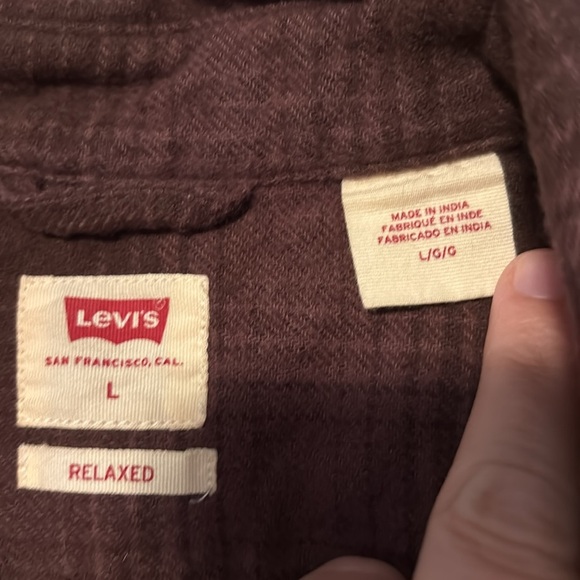 Levi’s men’s maroon plaid long sleeve button down flannel shirt size large - Picture 8 of 8